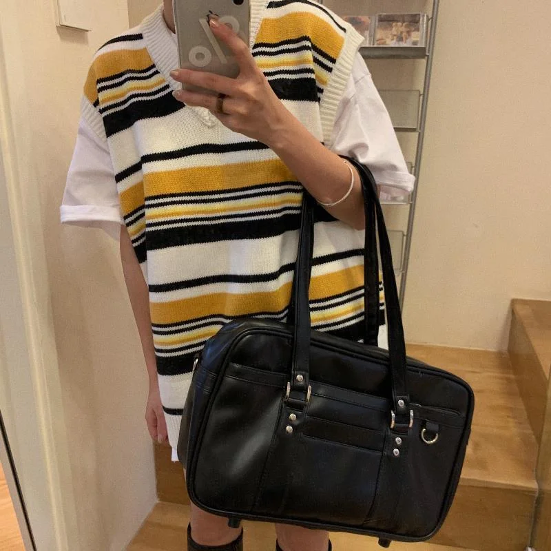 Striped Sweater Vest Women Retro Preppy Loose Unisex Soft Couple Fashion Leisure All-match Females Jumpers Korean Style Popular