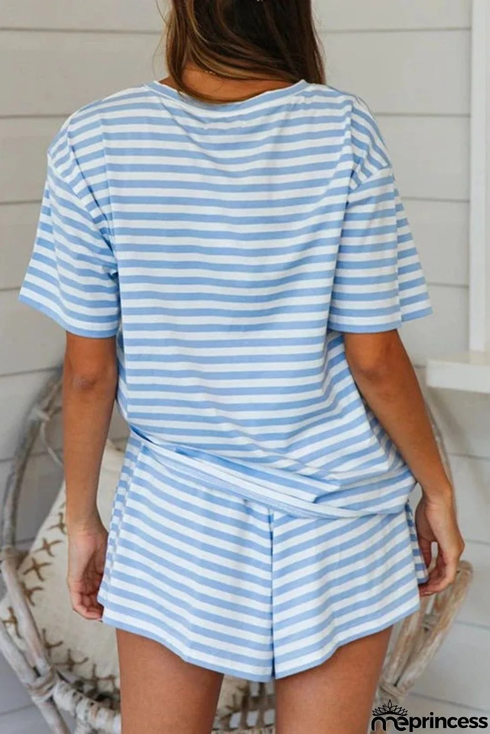 Stripe Print T-shirt and Elastic Waist Shorts Set