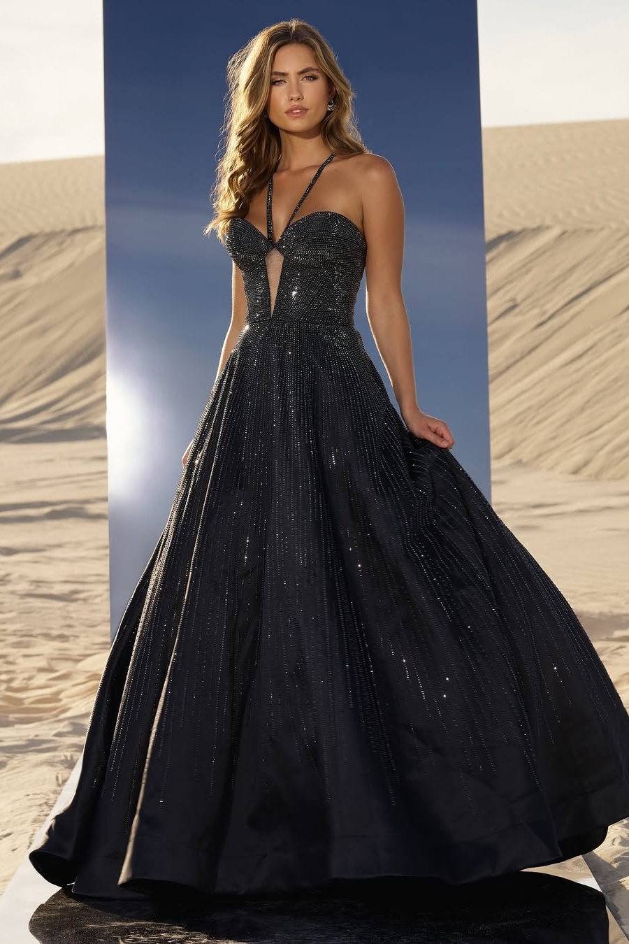 Lisliy Black Sleeveless Halter Straps Beads A-Line Prom Dress With Keyhole