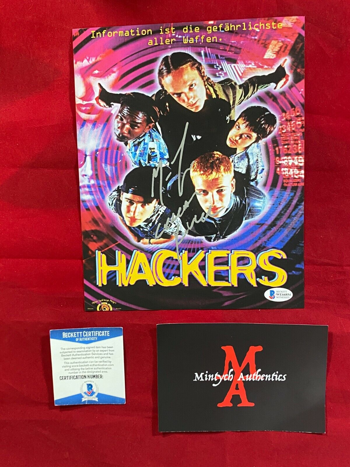 MATTHEW LILLARD AUTOGRAPHED SIGNED 8x10 Photo Poster painting! HACKERS! BECKETT COA! HORROR!