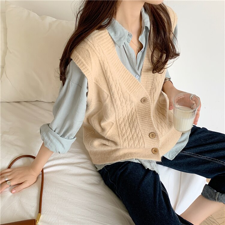 V-neck Knitted Outerwear Knitwear