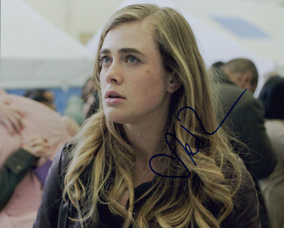 Melissa Roxburgh (Manifest) signed authentic 8x10 Photo Poster painting COA