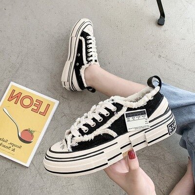 2021 new vulcanized shoes star the same paragraph high-quality low-cut canvas shoes fashion platform beggar casual shoes