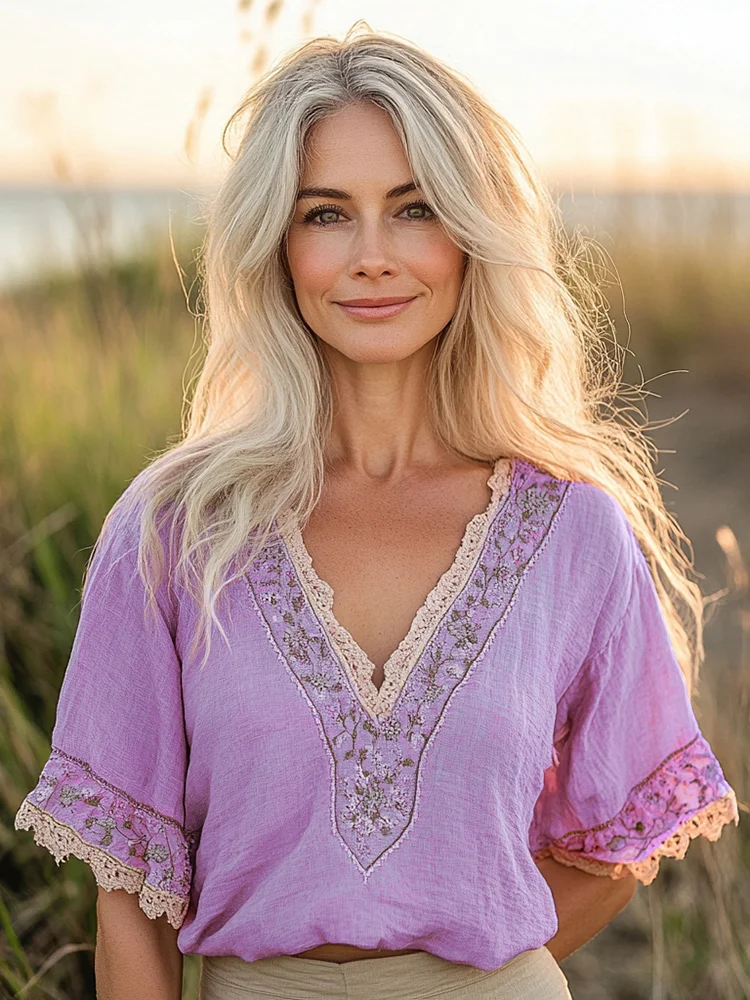 Women's Bohemian Retro Flowers Linen Blend  T-shirt