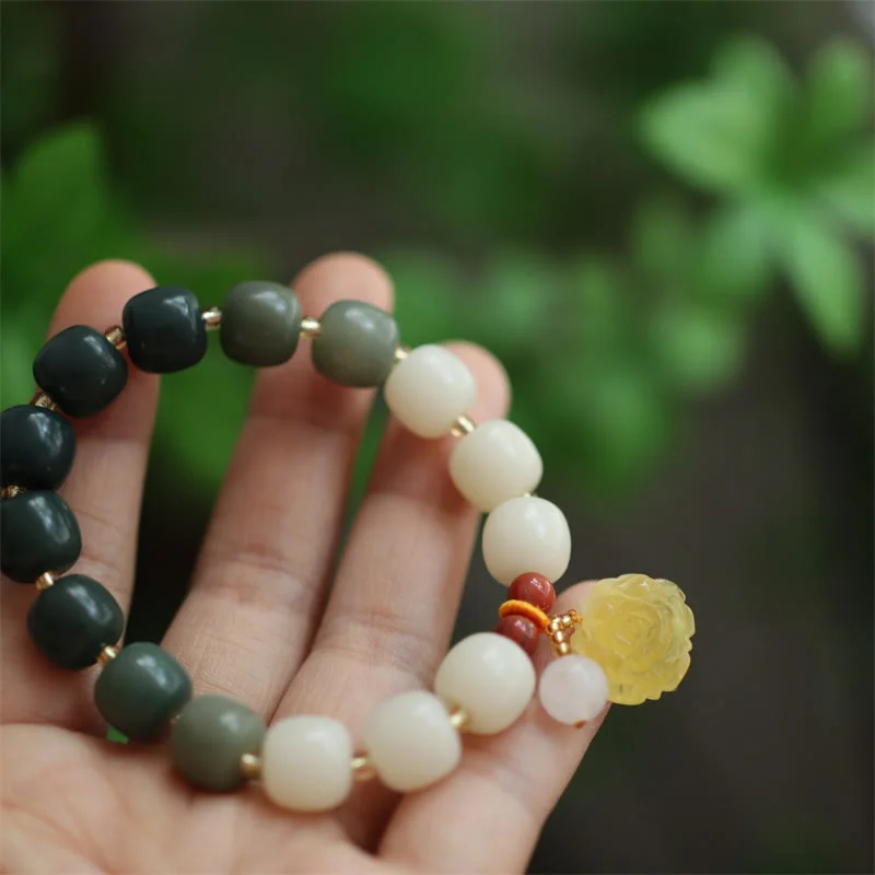 Gradient Bodhi Seed Amber Lotus Peace Bracelet