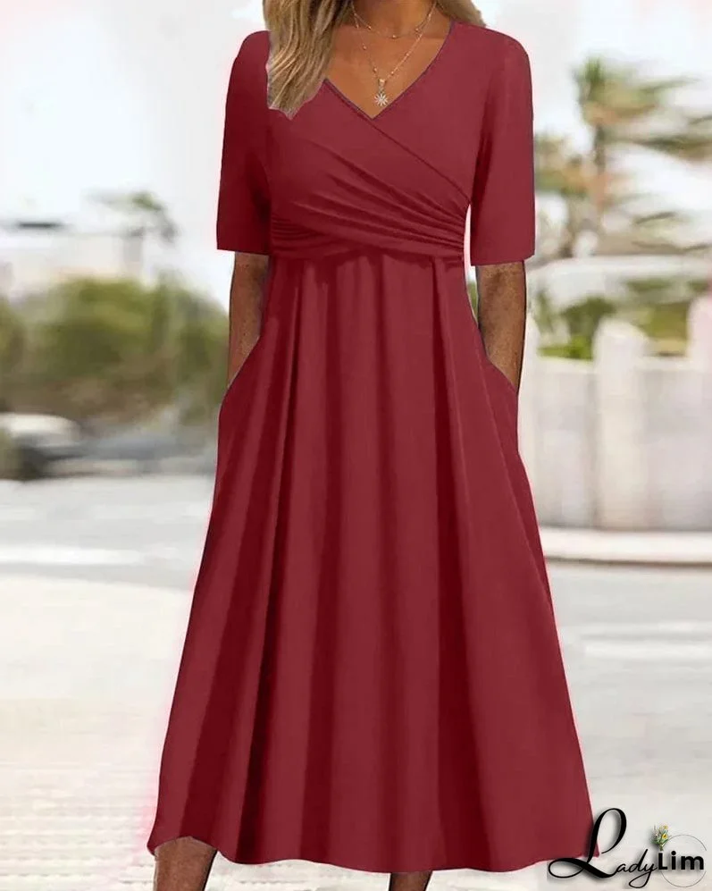 Fashionable and Minimalist winter Dress