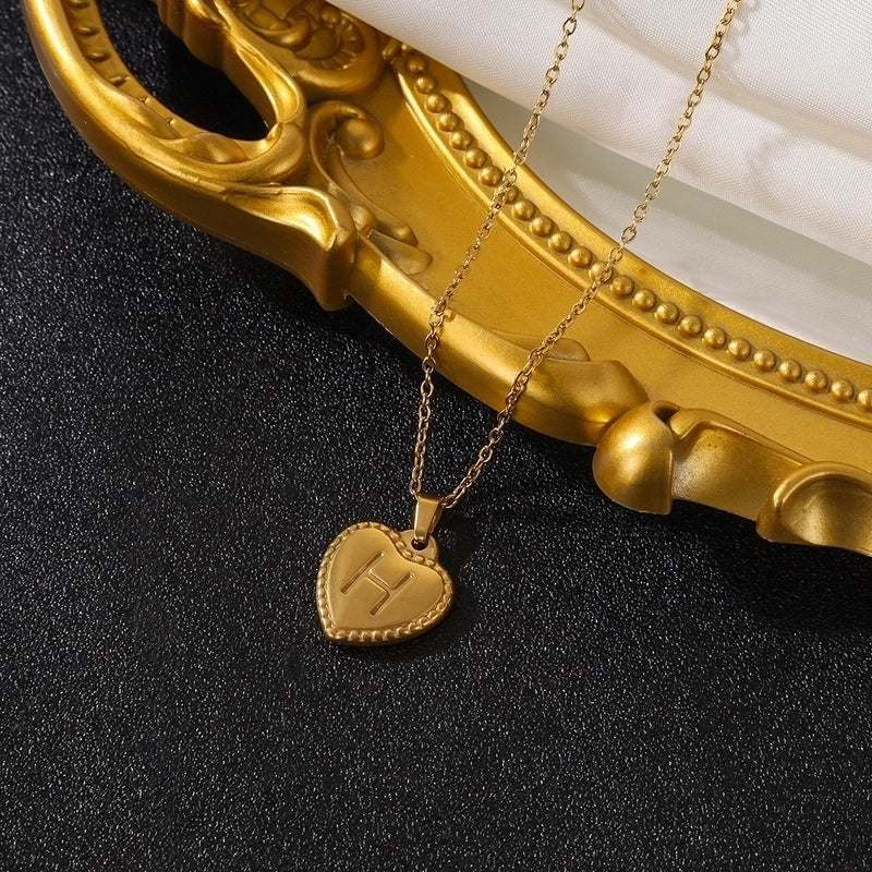 Vintage Style Minimalist Heart Shape Stainless Steel 18K Gold Plated Pendant Necklace