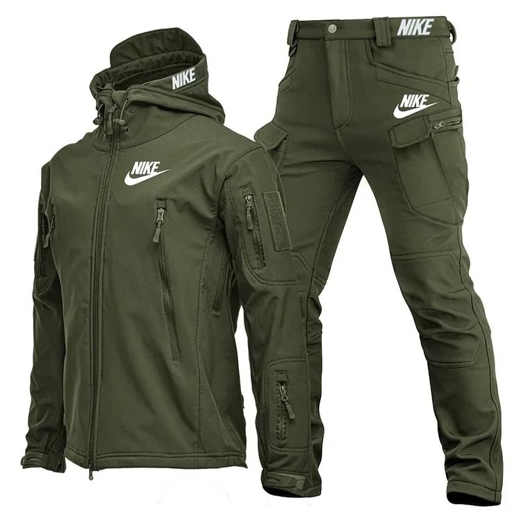 Dwuczęściowa męska kurtka NIKE, wodoodporna i wiatroszczelna