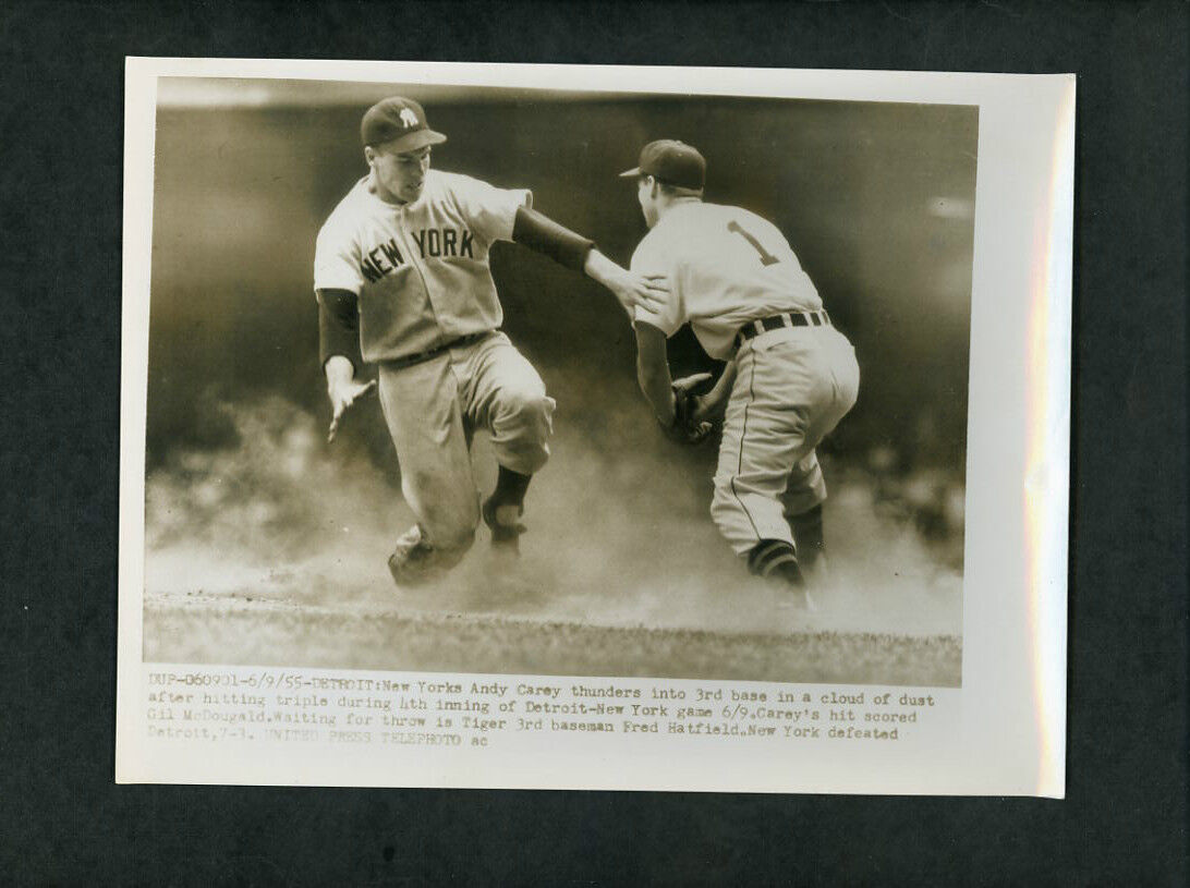 Andy Carey & Fred Hatfield 1955 Press Photo Poster painting Detroit Tigers New York Yankees