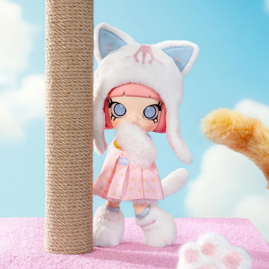 MOLLY Peekaboo 1/8 Action Figure