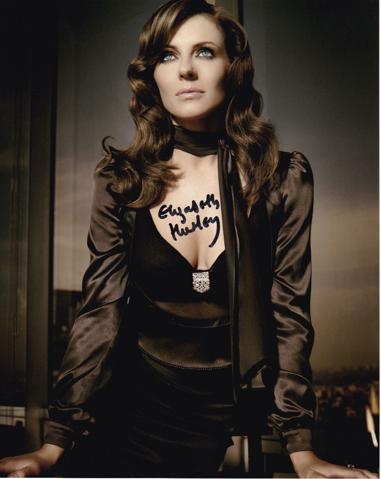 Elizabeth Hurley Autographed 8x10 Photo Poster painting with CoA