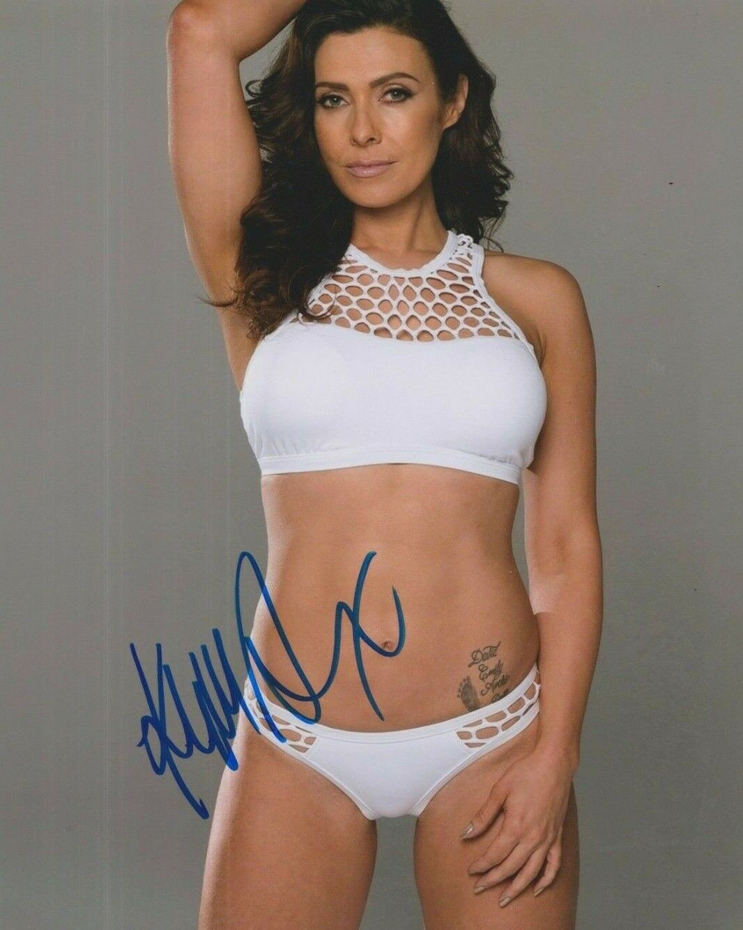 Kym Marsh **HAND SIGNED** 10x8 Photo Poster painting ~ AUTOGRAPHED ~ Coronation Street