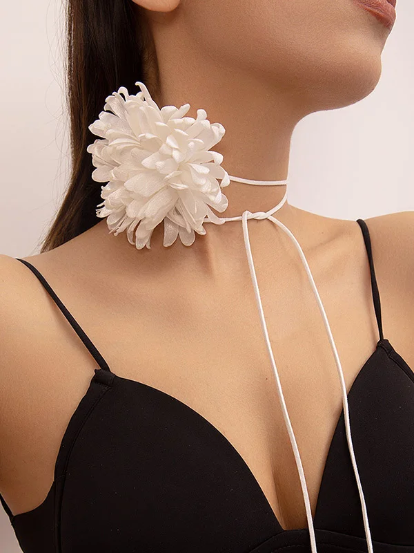 Solid Color Three-Dimensional Flower Tied Necklaces Accessories