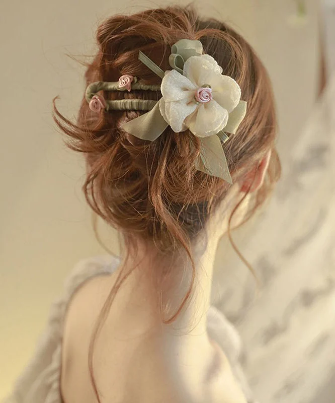 Vintage Light Green Plastic Asymmetrical Tulle Floral Hairpin