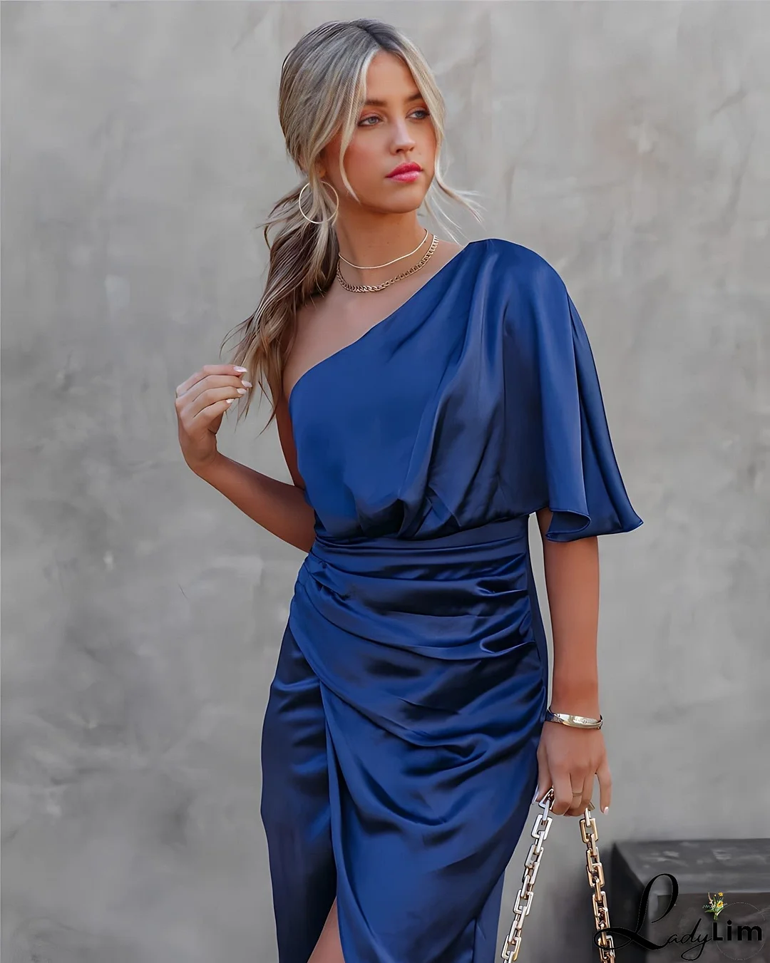 Effortless and Trendy winter Dress