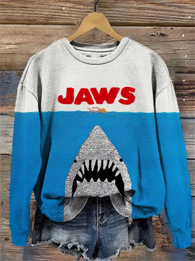 VChics Ocean Killer Shark Jaws Print Cozy Sweatshirt