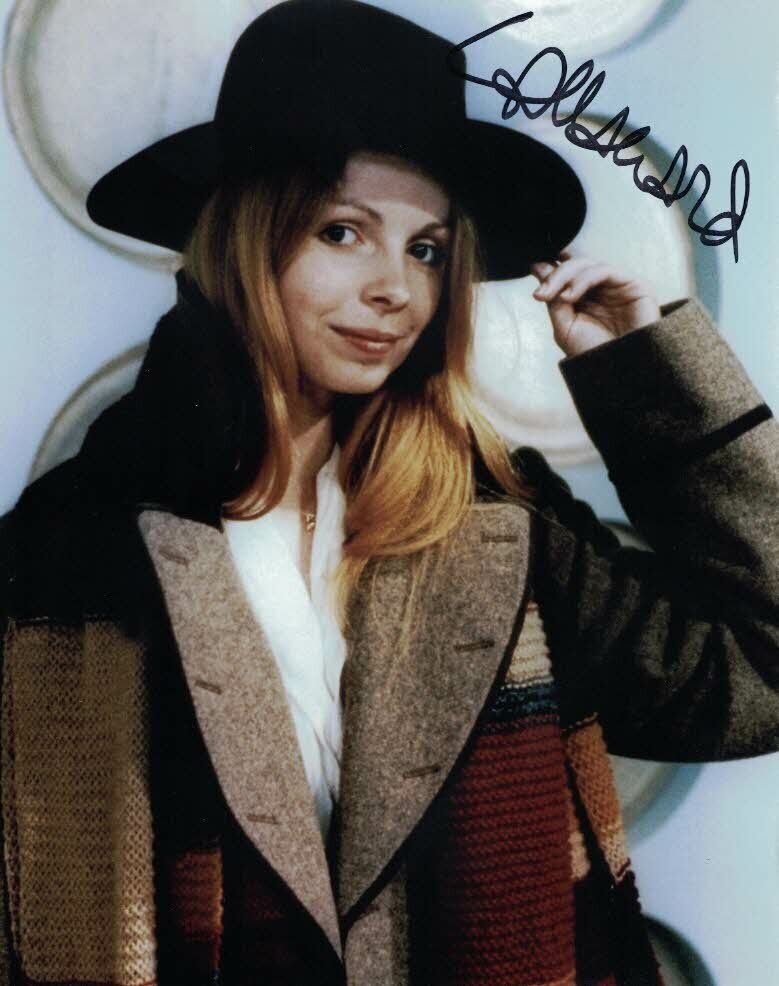 LALLA WARD - Romana in Doctor Who hand signed 10 x 8 Photo Poster painting