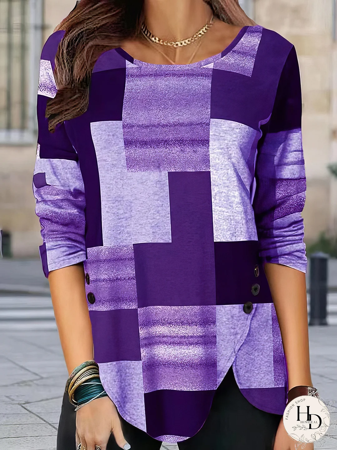 Loose Fit Plaid Round Neck Long Sleeve Tee