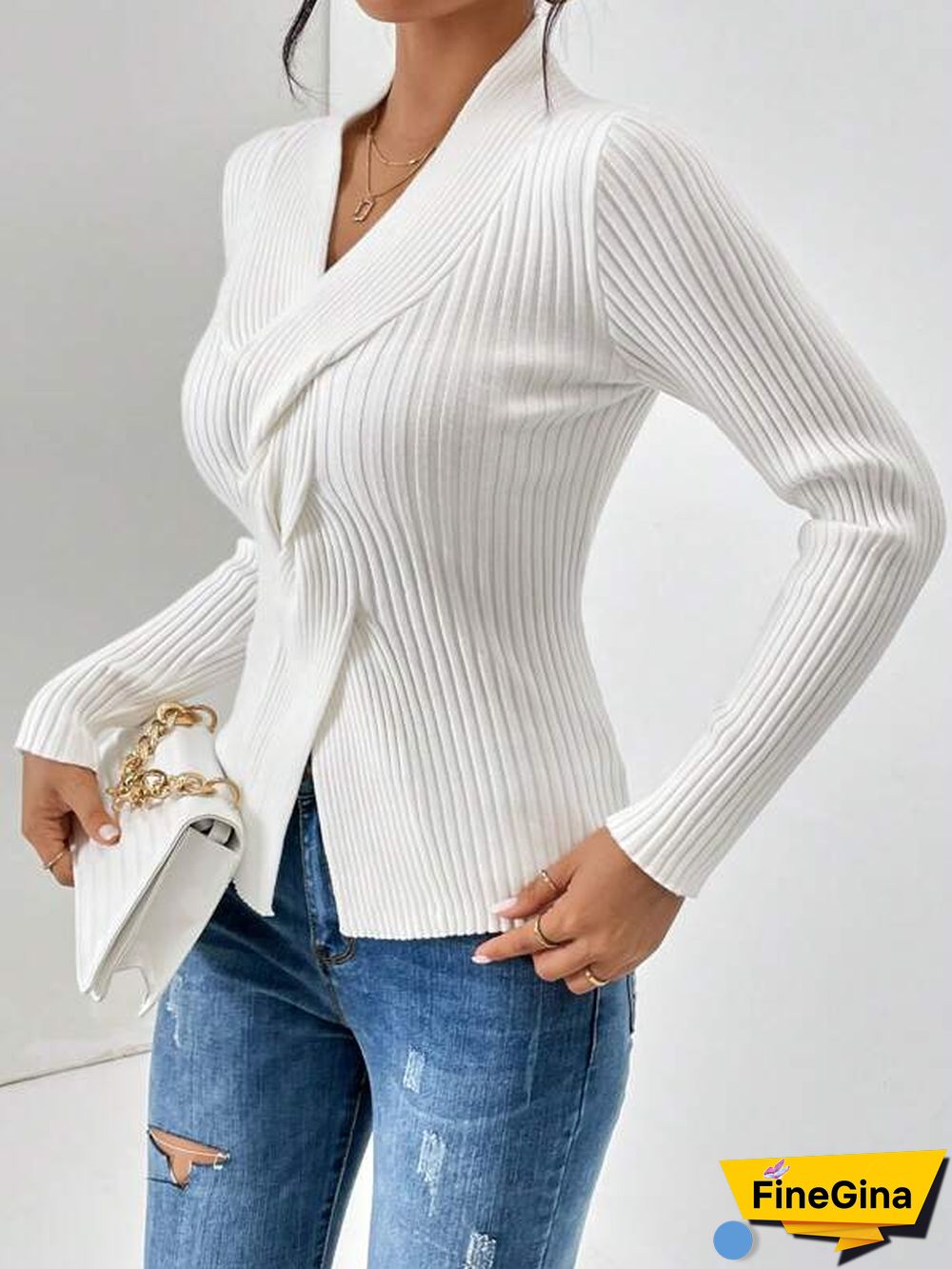 White Plain V-Neck Long Sleeve Sweater