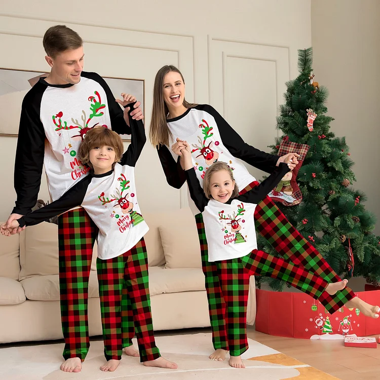 Merry Christmas Reindeer Cartoon Print Family Matching Pajamas Set