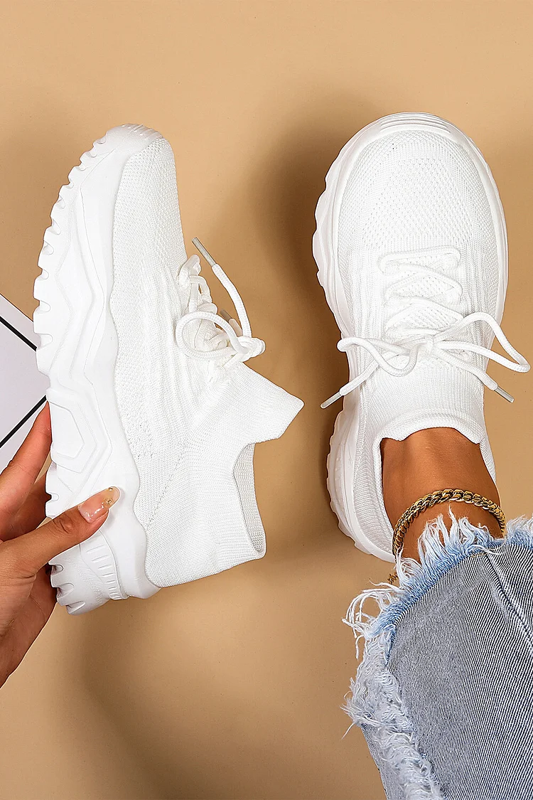Solid Color Breathable Lace Up Round Toe Casual Sneakers