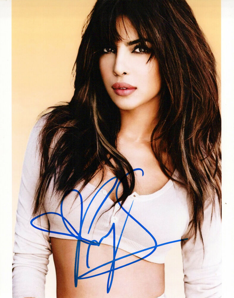 Priyanka Chopra glamour shot autographed Photo Poster painting signed 8x10 #3