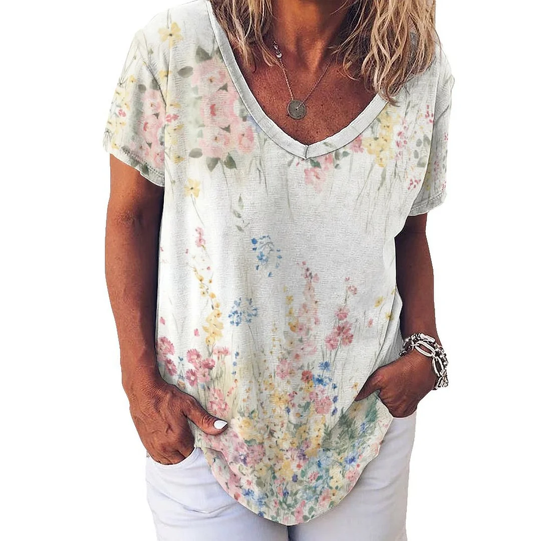 V-neck Short Sleeve Casual T-shirt for  Women Printed with Pattern Floral, Blue, Pink, Colorful