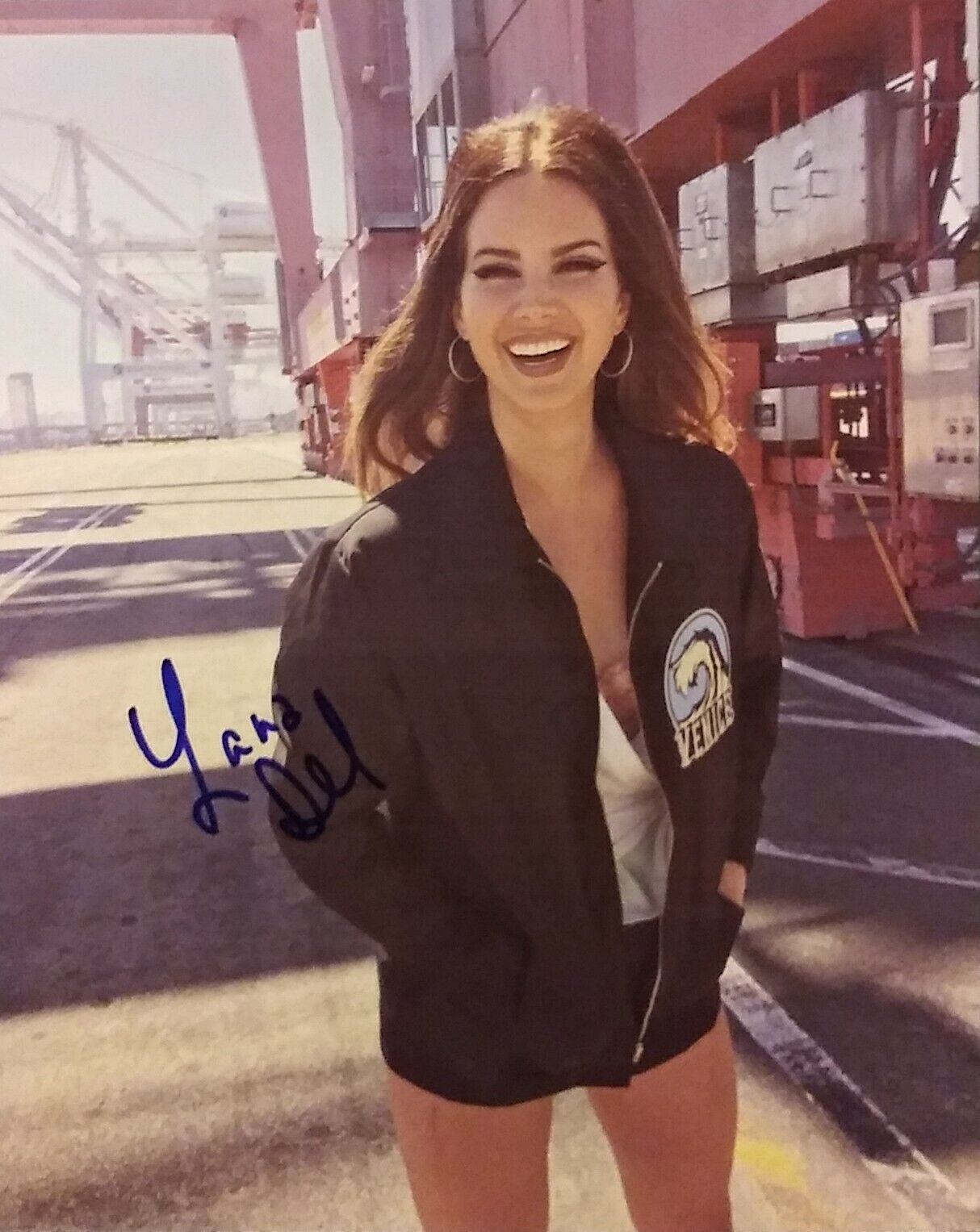 Lana Del Rey signed 8x10