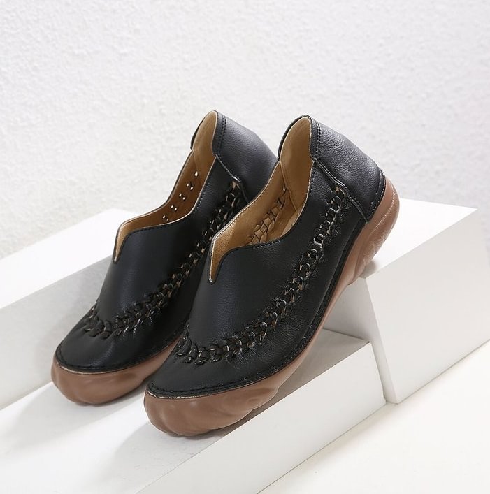 Trim-Stitch Woven Deco Loafer