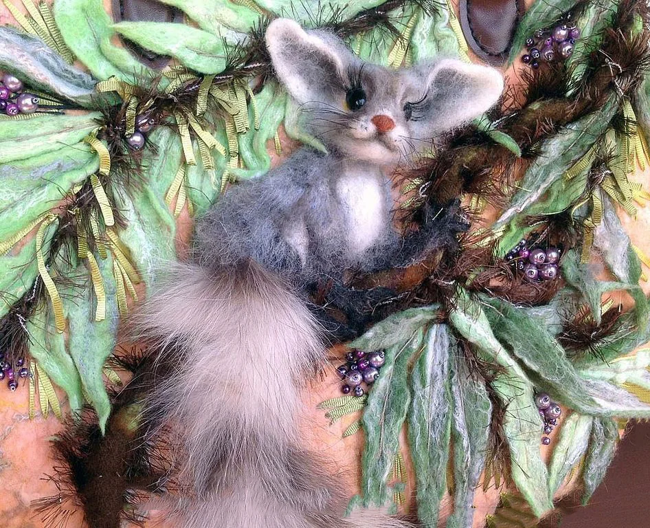 Handbag "marsupial flying squirrel"