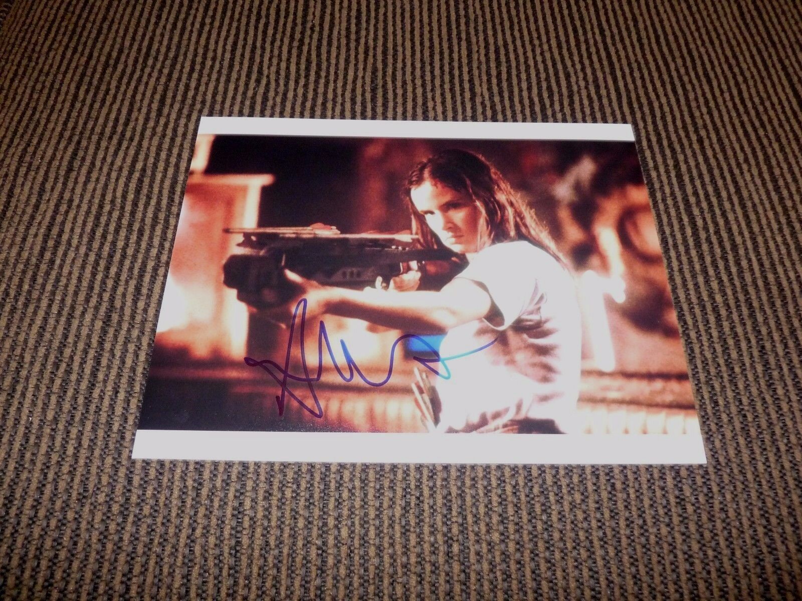 Julieete Lewis Wayward Pines Signed Autographed 8x10 Photo Poster paintings PSA Guaranteed