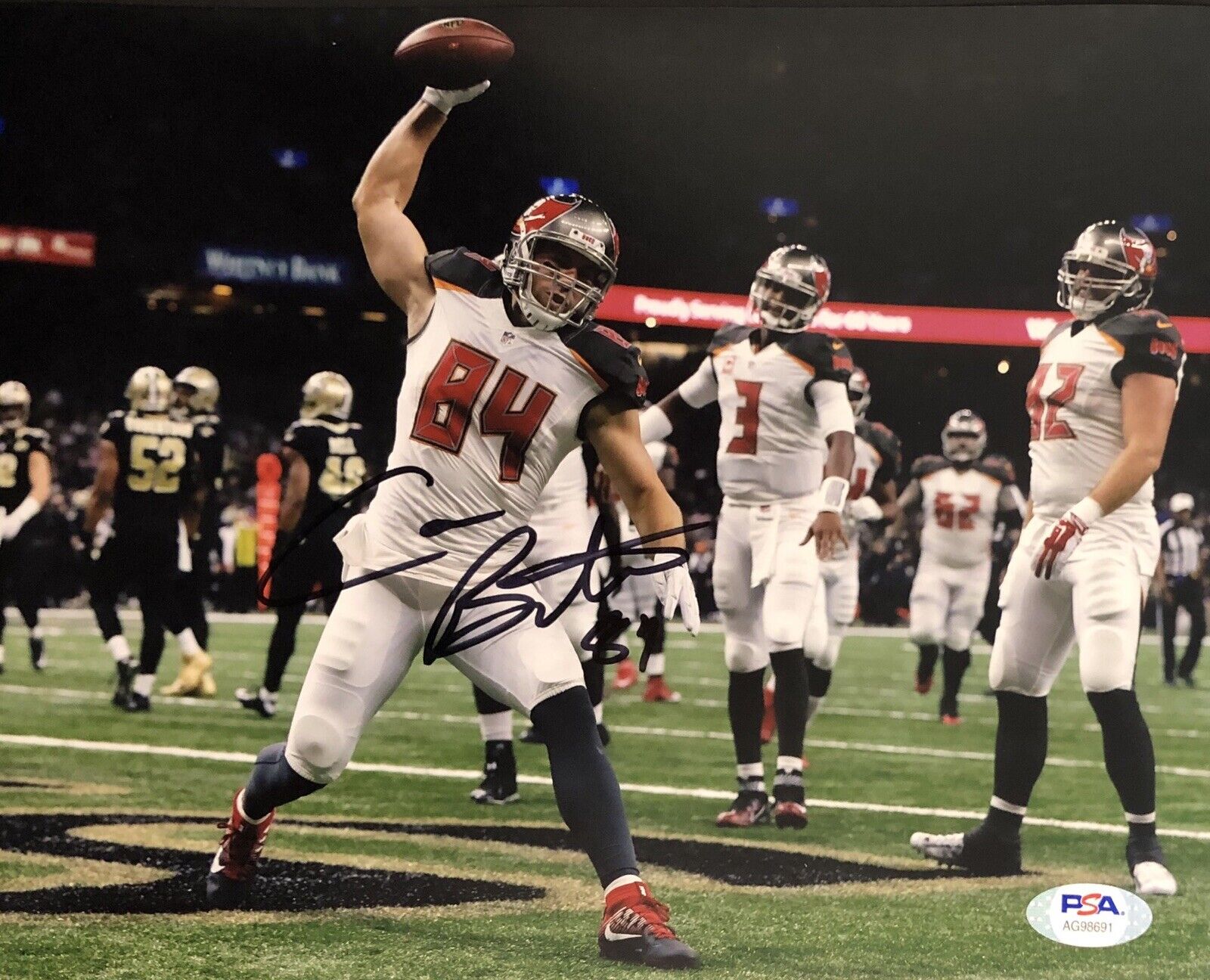 Cameron Brate Signed Autographed Tampa Bay Buccaneers 8x10 Photo Poster painting Psa/Dna