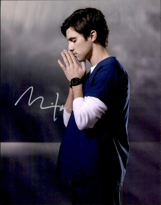 Milo Ventimiglia authentic signed celebrity 8x10 Photo Poster painting W/Cert Autographed C7