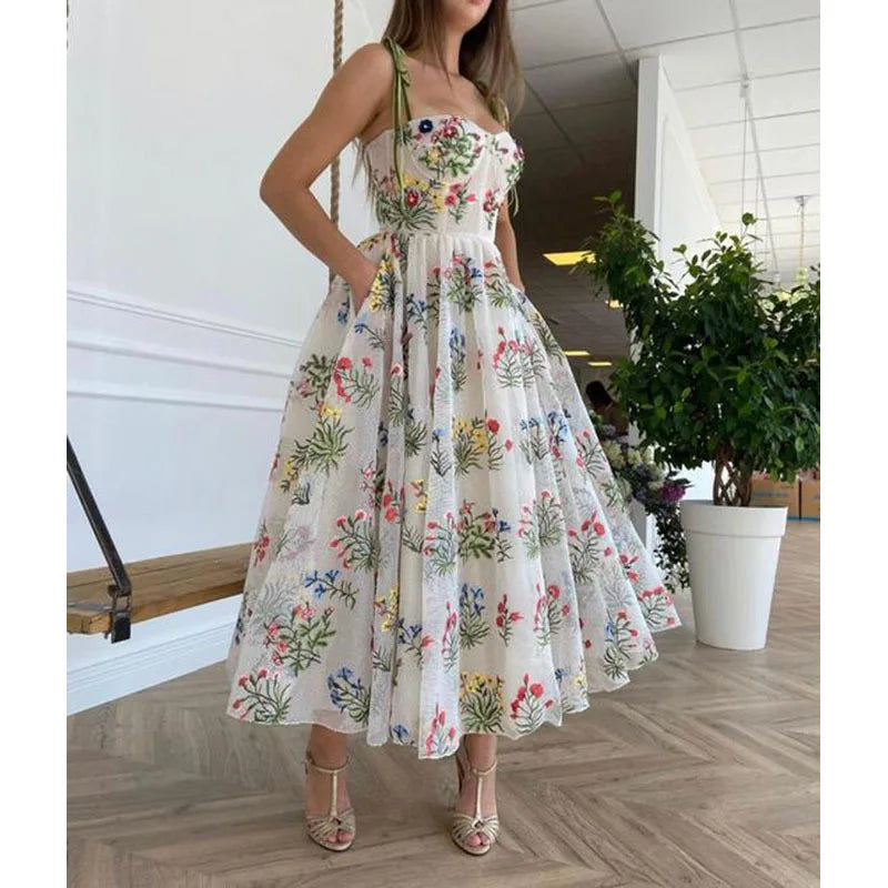 Llyge High Quality 2024 New Women's Dress with Waistband Sexy Cross Strap Backless Embroidered Suspender Skirt Sexy Dress Vestido Y2k llyge