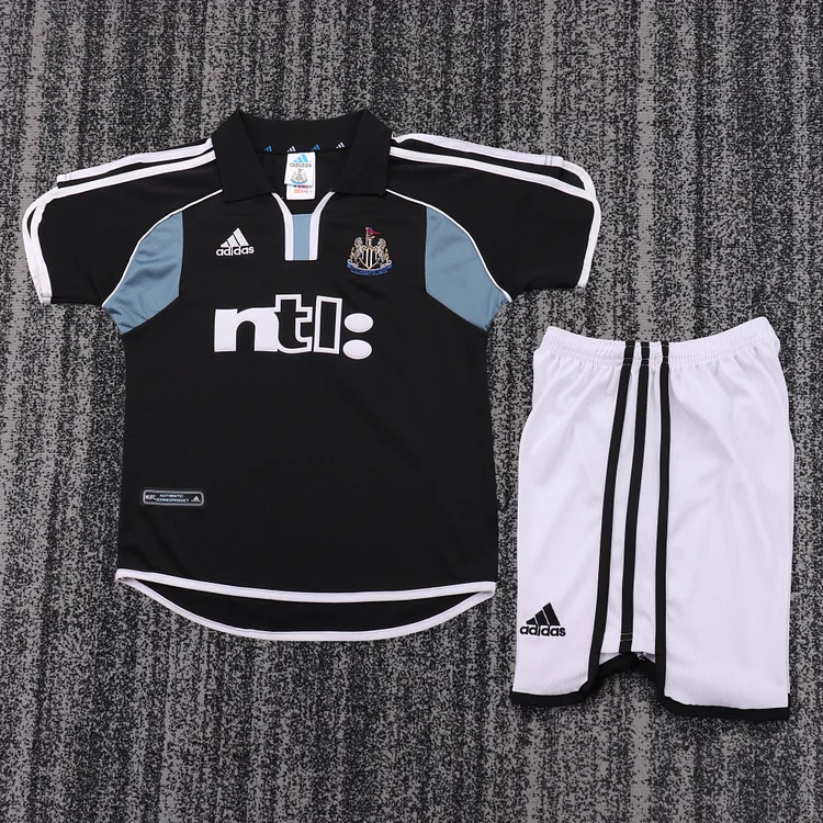 Kids Newcastle United 2000/01 Retro Away Jersey