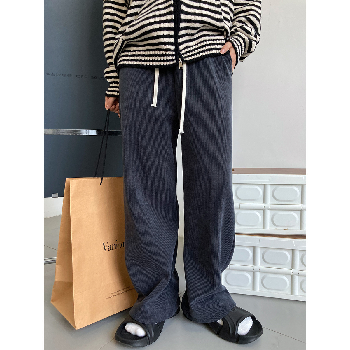 Loose Solid Color Thickened Corduroy Pants