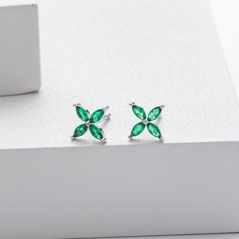 1 Pair 925 Sterling Silver Zircon Flower Ear Studs
