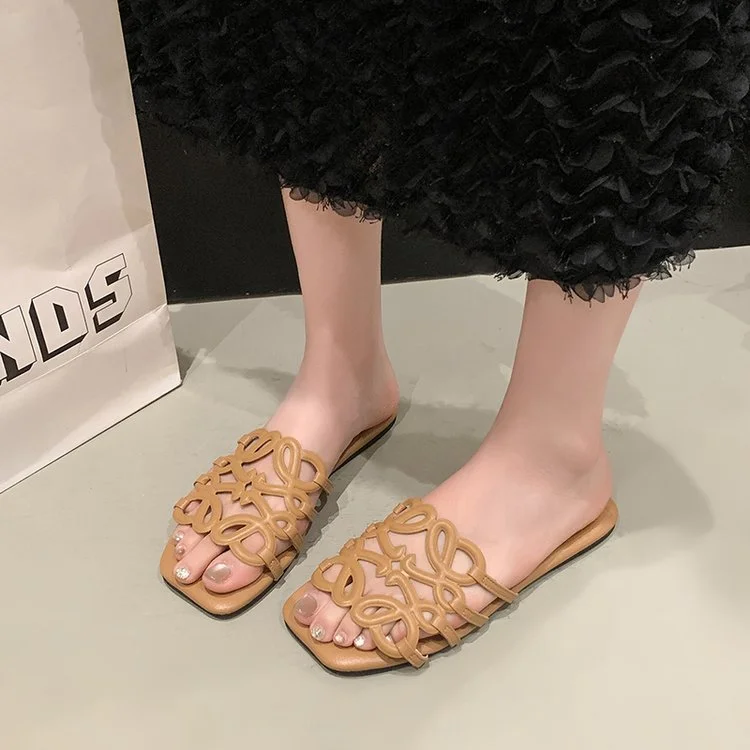 Yyvonne New Fashion Type Small Simple Hollow Cool Slippers Outside Wearing Flat Bottom Side Casual Beach Shoes