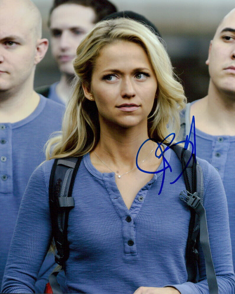 Johanna Braddy (Quantico) signed 8x10 Photo Poster painting