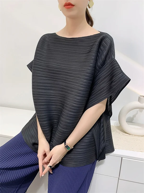 Solid Color Pleated Short Sleeves Loose Round-Neck T-Shirts Tops