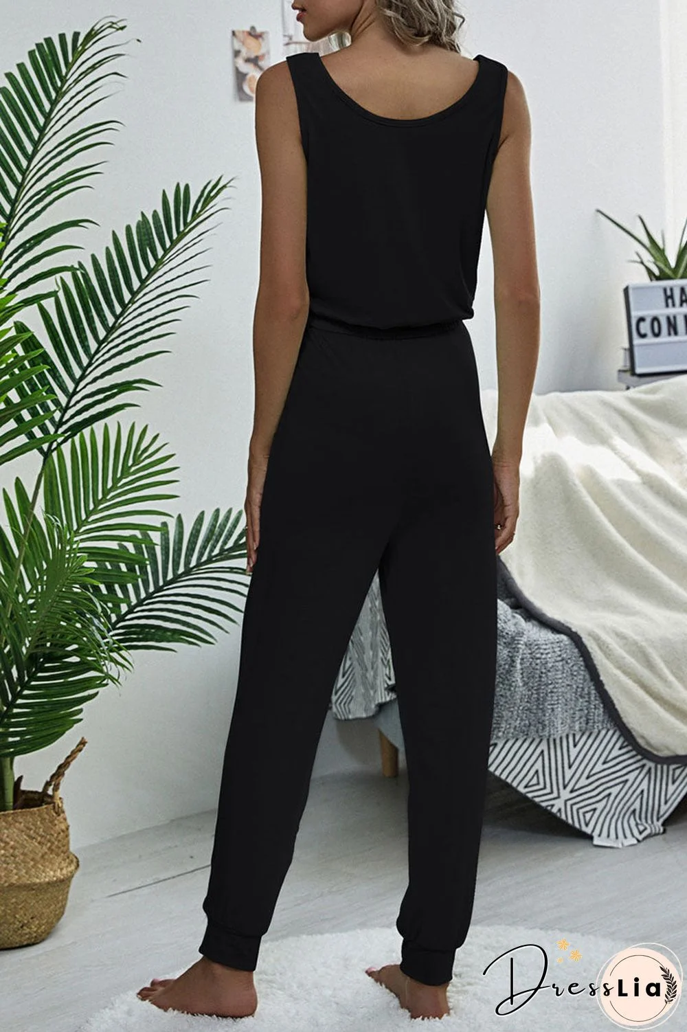 Fashion Casual Solid Frenulum O Neck Straight Jumpsuits