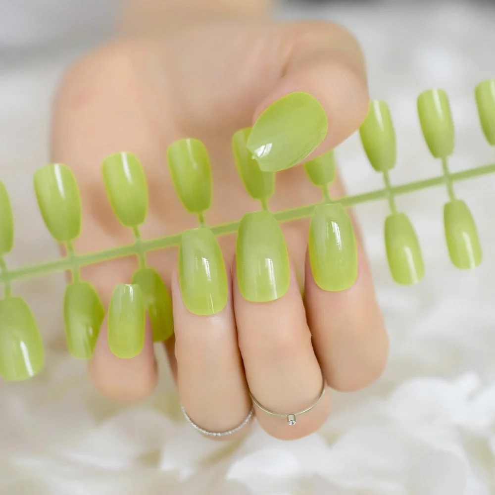 Dusty Cedar Fashion Stiletto False Nails Pointed Sharp Candy Red Fake Nails for daily wear On the Nail Tree 24pcs-Nail Inspo