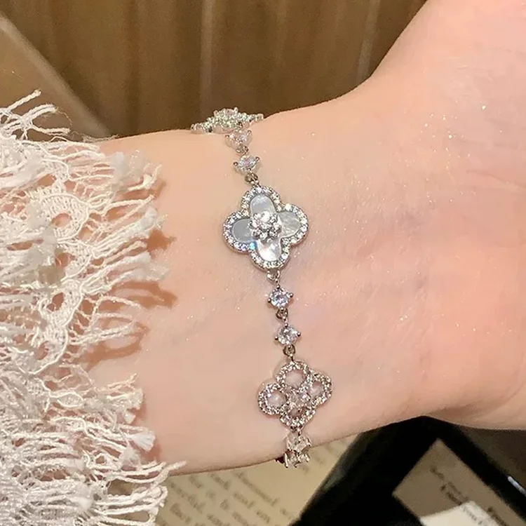 Elegant Sakura Cleef Bracelet