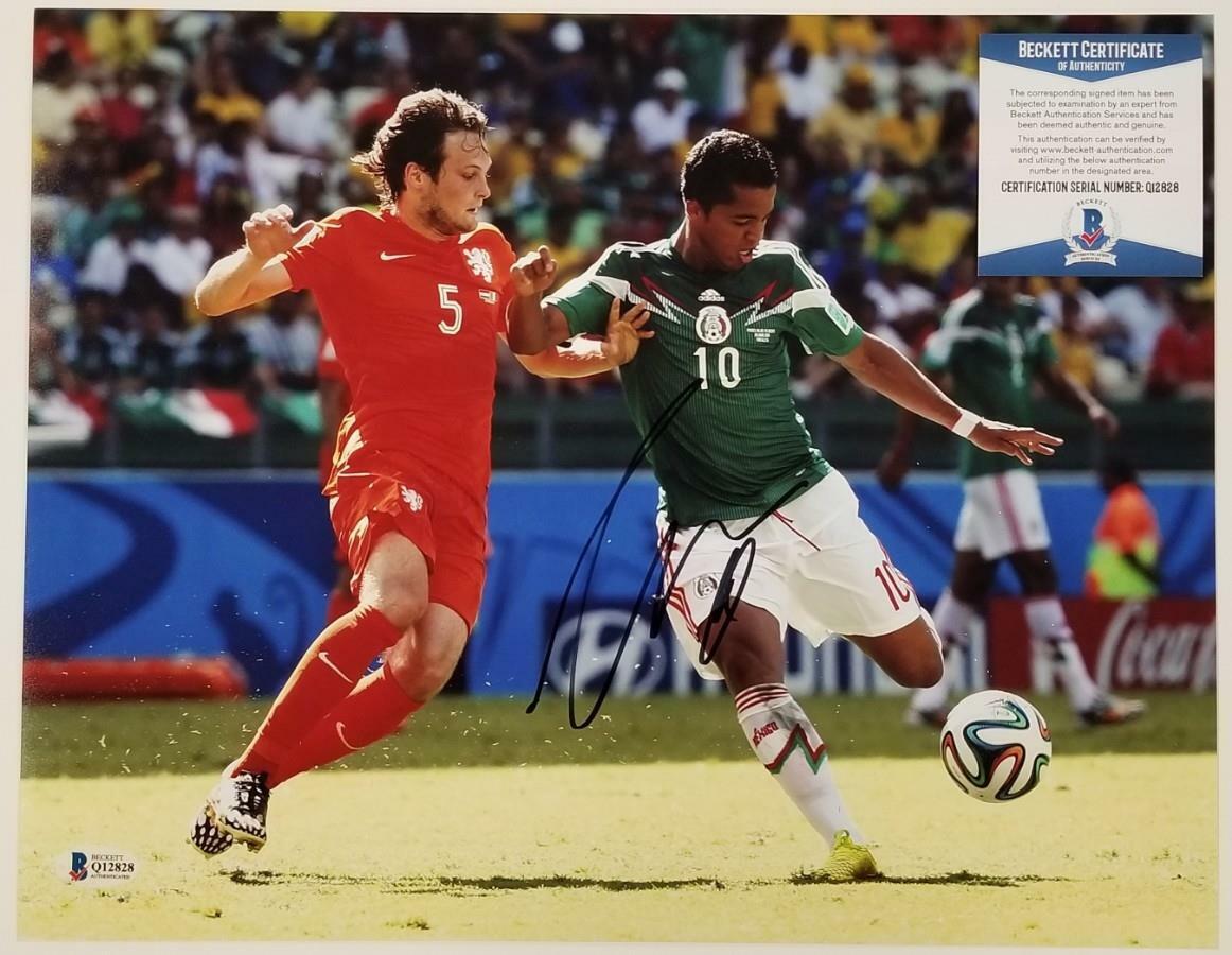 Giovani Dos Santos signed 11x14 Photo Poster painting Autograph Mexico (D) ~ Beckett BAS COA