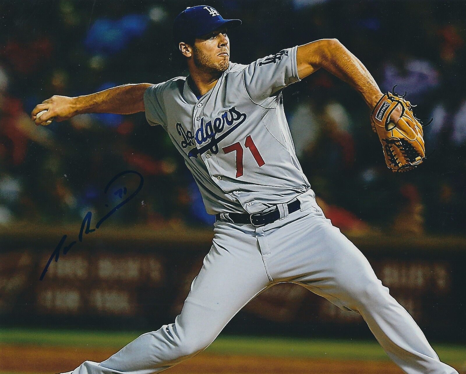 Signed 8x10 JOSH RAVIN Los Angeles Dodgers Autographed Photo Poster painting - COA