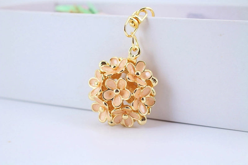 Cute Flower Alloy Women’s Keychain
