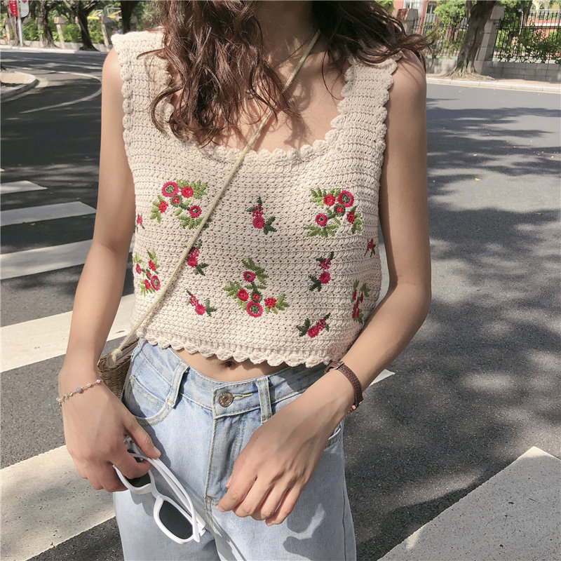 Vintage Embroidery Flowers Basic Sweet Tank Top