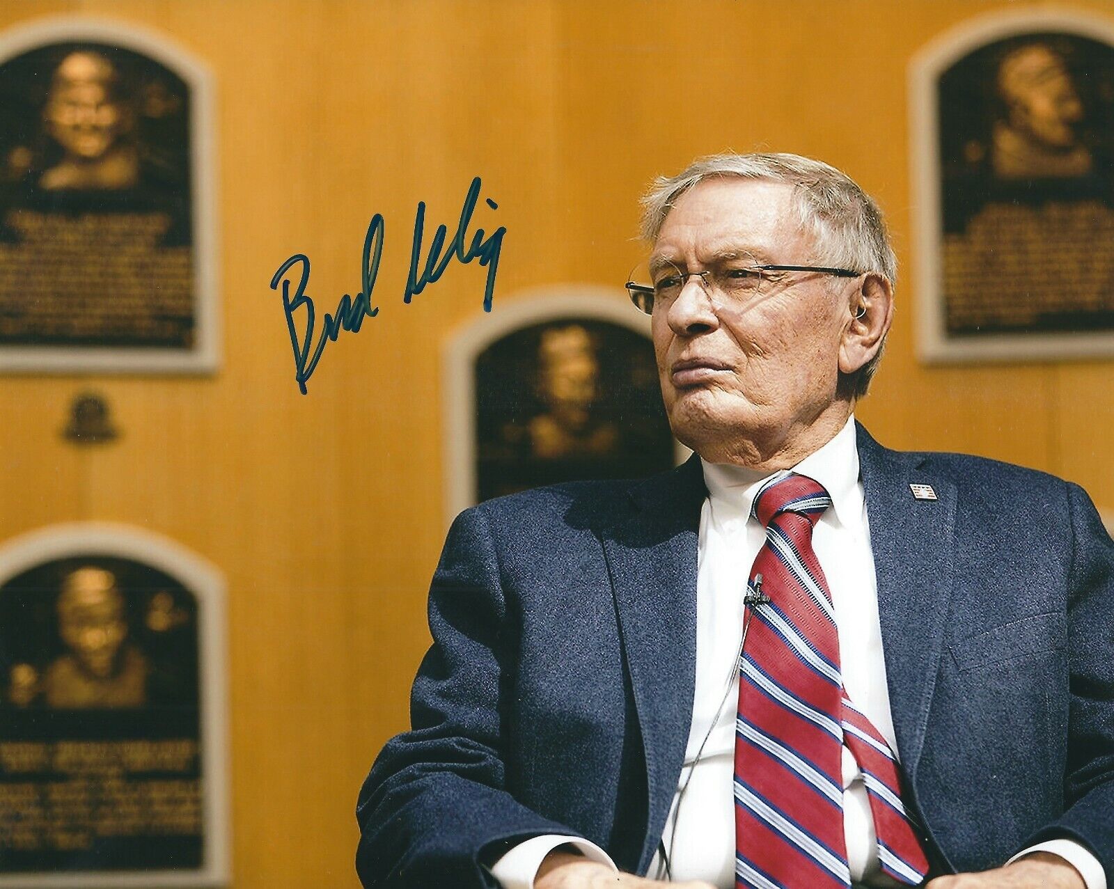 Signed 8x10 BUD SELIG Hall of Fame Autographed Photo Poster painting COA