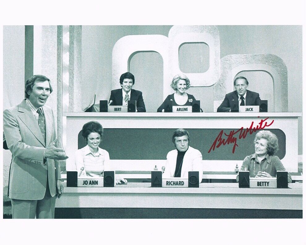 BETTY WHITE signed THE MATCH GAME 8x10 w/ coa SCENE FROM THE 1973 PILOT EPISODE!