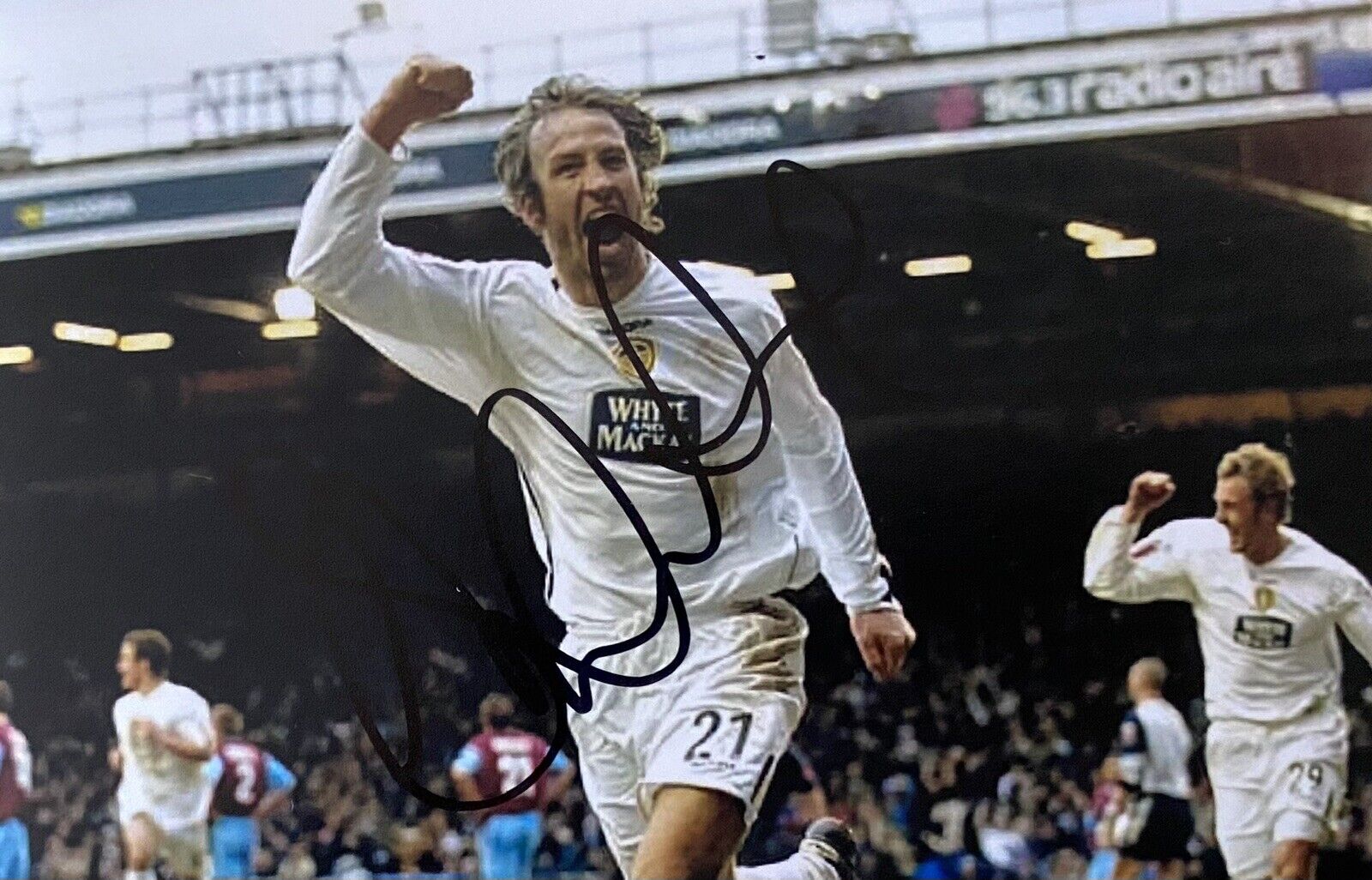 Shaun Derry Genuine Hand Signed Leeds United 6X4 Photo Poster painting 2